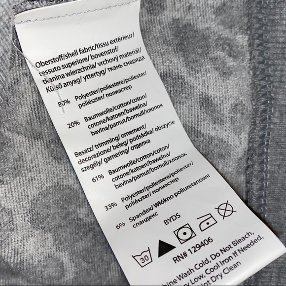 🚫SOLD🚫 VENUS Gray Cheetah Cowl Top w/Thumbholes - Picture 7 of 7